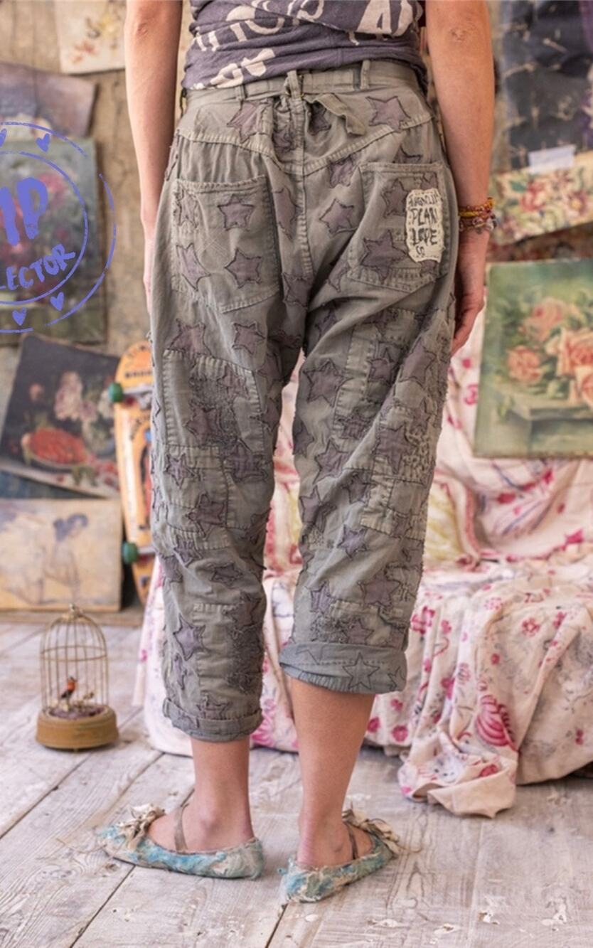 Magnolia pearl star applique miner pants